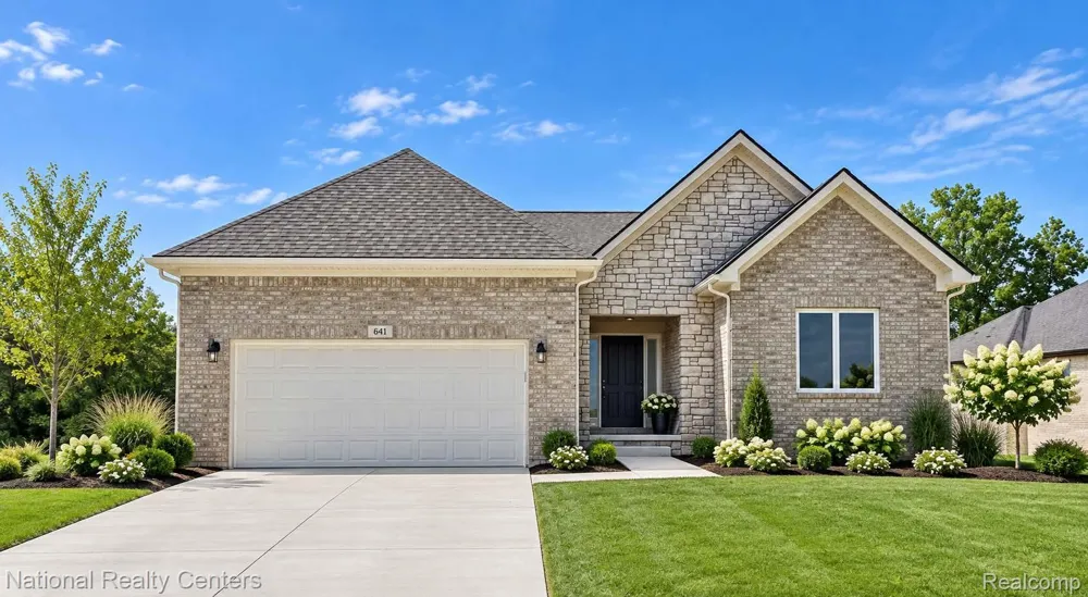 5548 Morgan Lake Drive Independence Charter Township, MI 48348