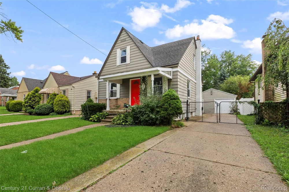 6652 Rockdale Street Dearborn Heights City, MI 48127