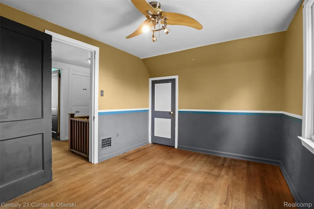 6652 Rockdale Street Dearborn Heights City, MI 48127