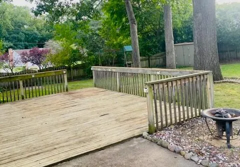 2535 Powers Avenue NW Walker City, MI 49544