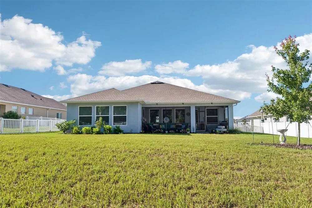 32515 CARMELA CIRCLE San Antonio, FL 33576