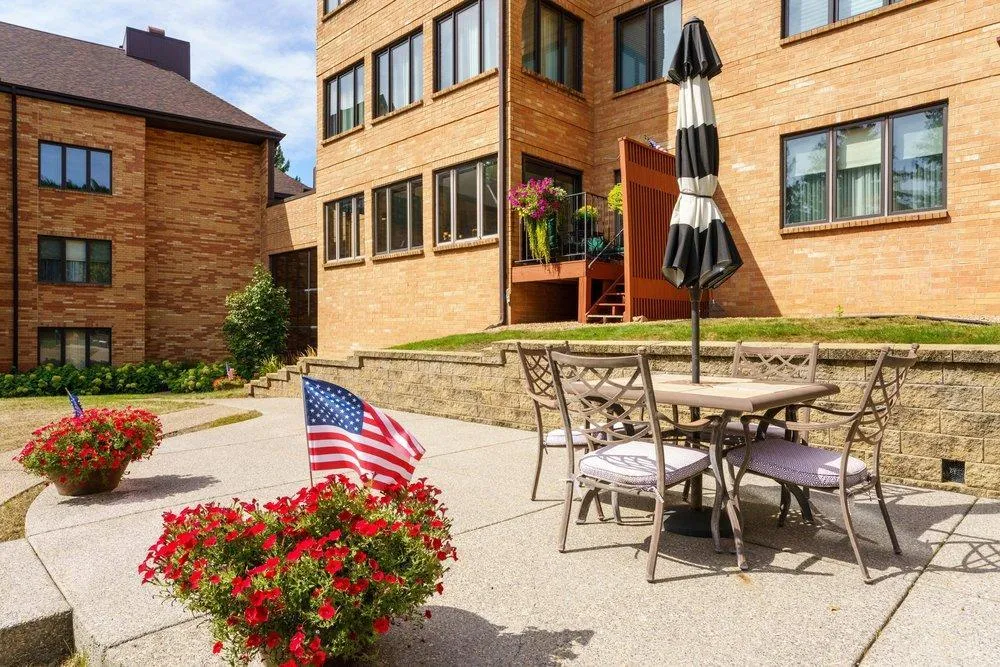 1830 Eagle Ridge Drive #1009 Mendota Heights, MN 55118