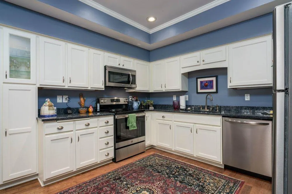 1830 Eagle Ridge Drive #1009 Mendota Heights, MN 55118