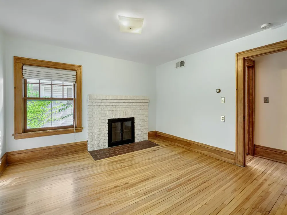 2108 Niles Avenue Saint Paul, MN 55116