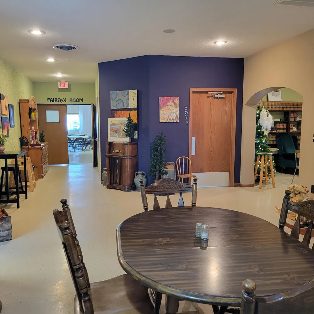 105 1st Avenue SW Fairfax, MN 55332