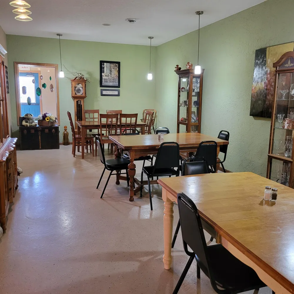 105 1st Avenue SW Fairfax, MN 55332