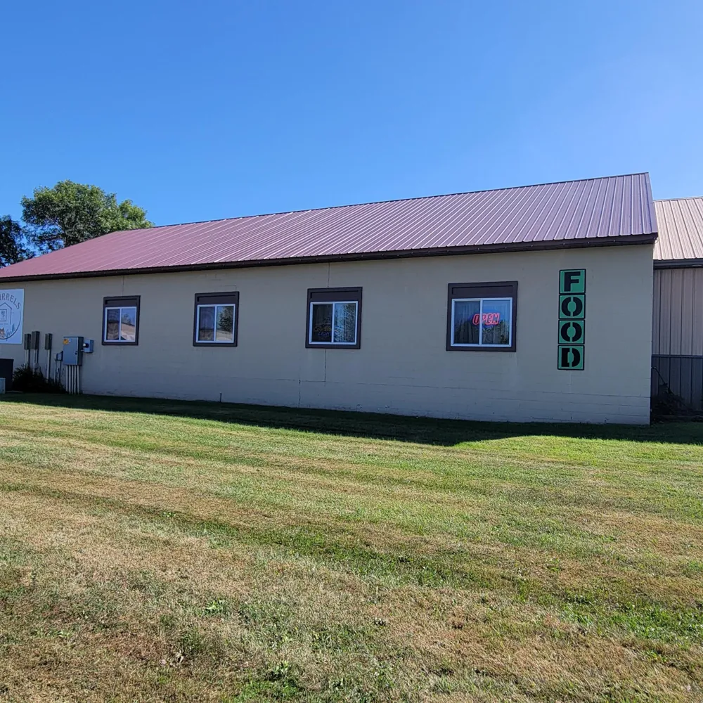 105 1st Avenue SW Fairfax, MN 55332