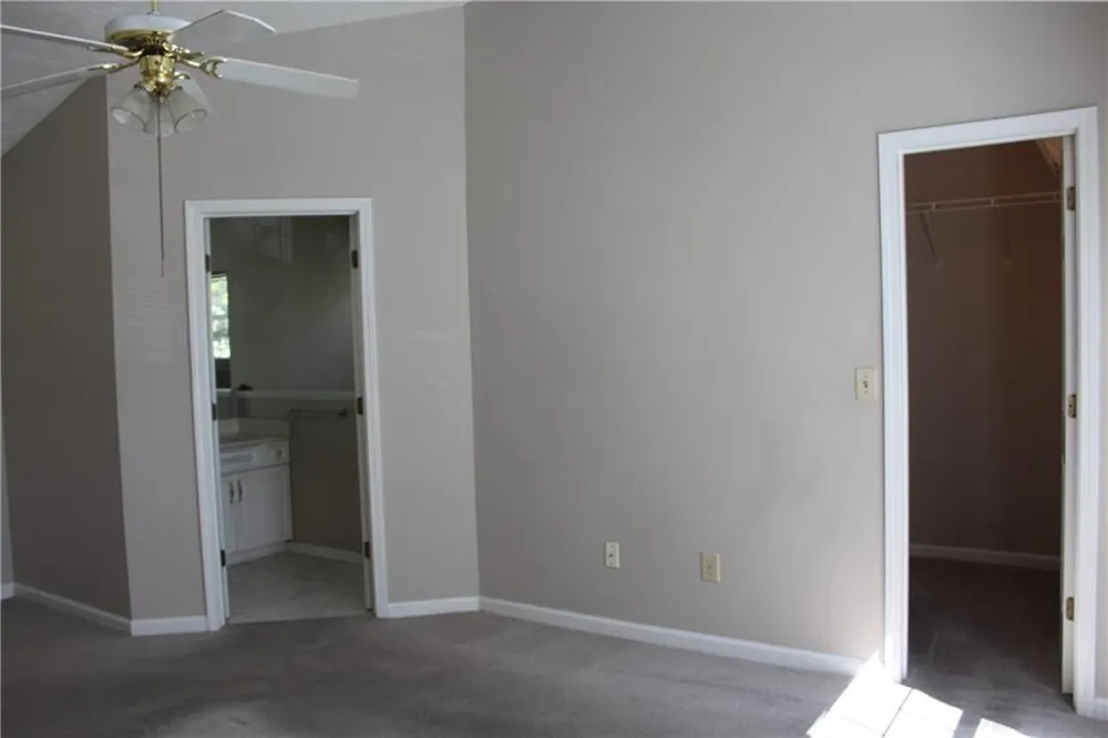 1436 Glynview Circle Lawrenceville, GA 30043