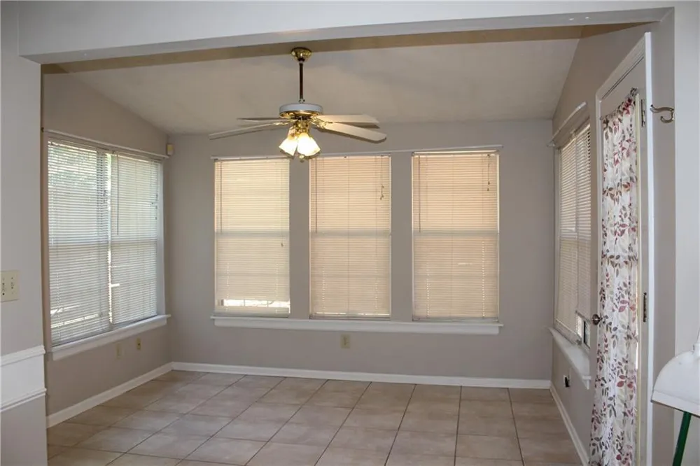 1436 Glynview Circle Lawrenceville, GA 30043