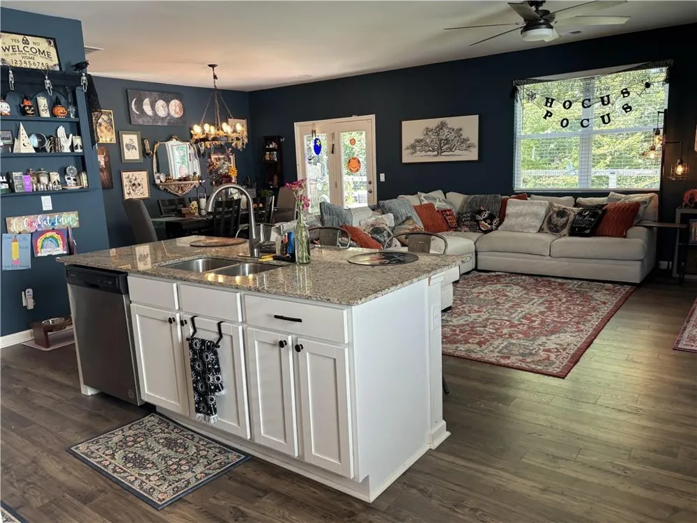 65 White Cedar Drive Dawsonville, GA 30534
