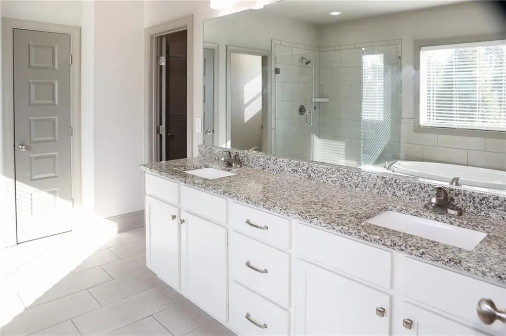 620 Hunters Grove Ct Tucker, GA 30518