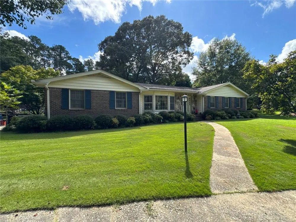 115 Ginger Cake Drive Fayetteville, GA 30214