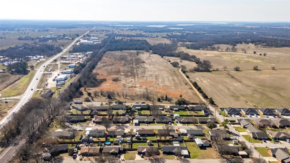 S Neathery Street Collinsville, TX 76233