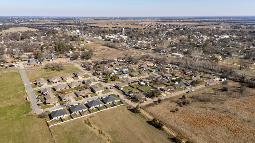 S Neathery Street Collinsville, TX 76233
