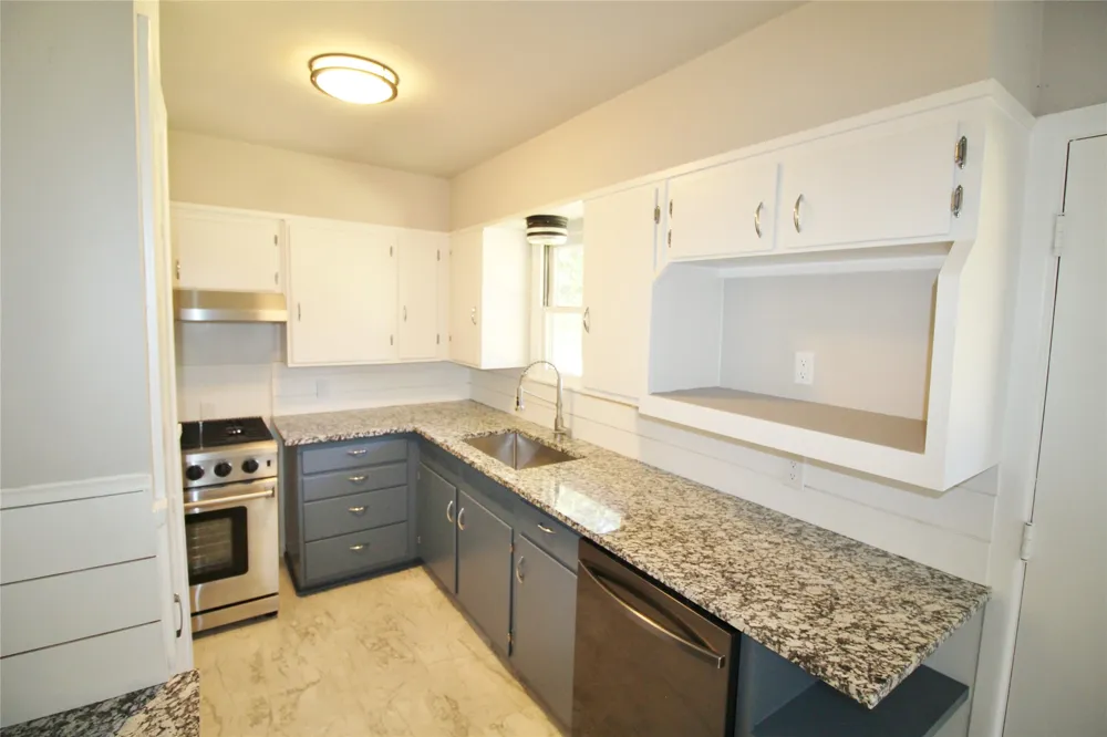 104 Savannah Street Waxahachie, TX 75165