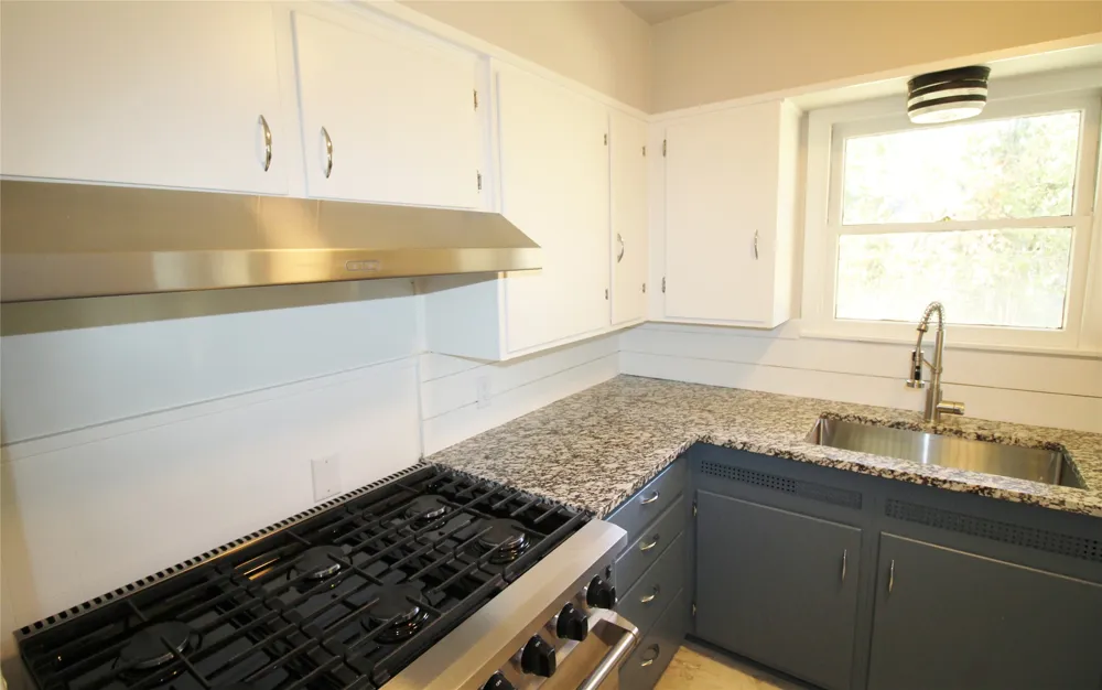 104 Savannah Street Waxahachie, TX 75165