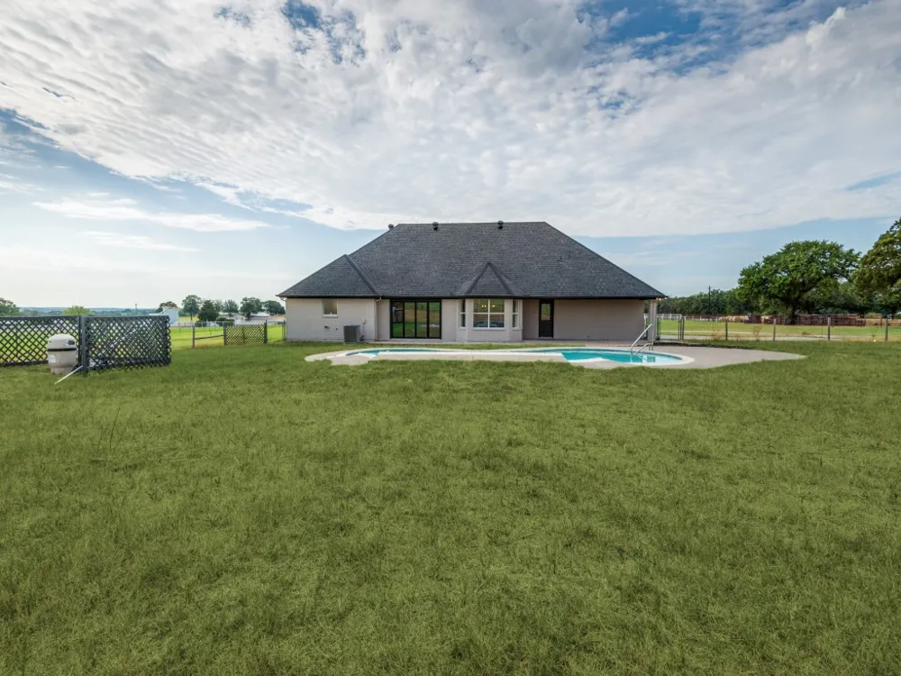 7840 Reed Road Azle, TX 76020
