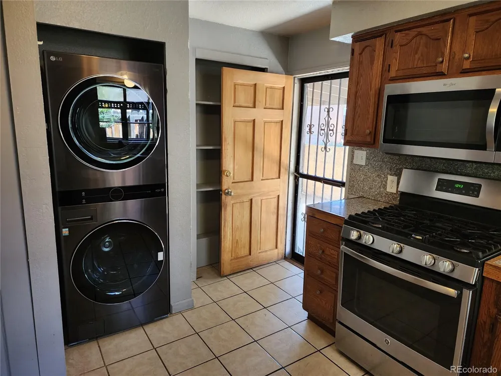 4520 W Gill Place Denver, CO 80219