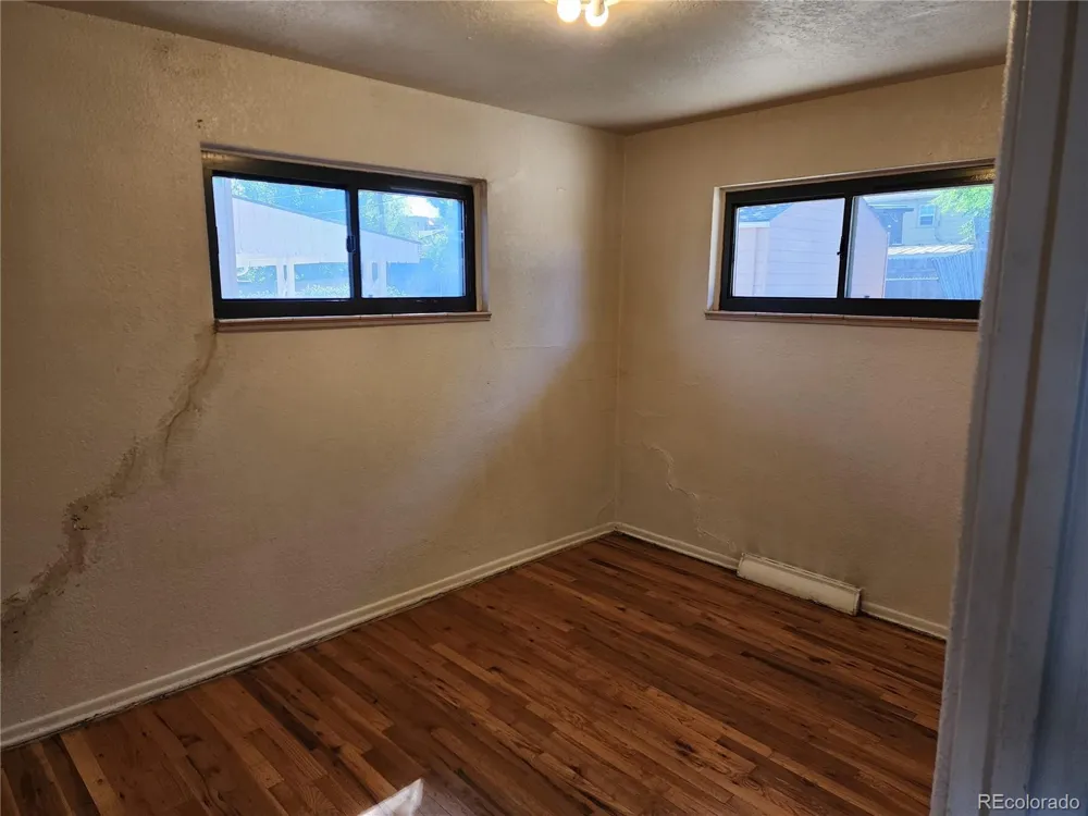 4520 W Gill Place Denver, CO 80219