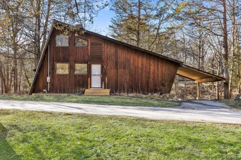 304 Lake Lodge Drive
