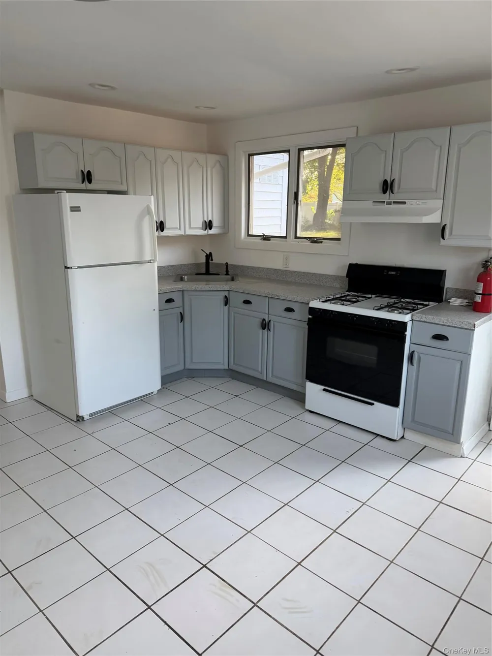 23 Dianne Avenue Centereach, NY 11720