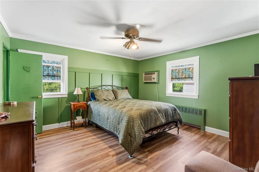 582 Benton Road East Meadow, NY 11554