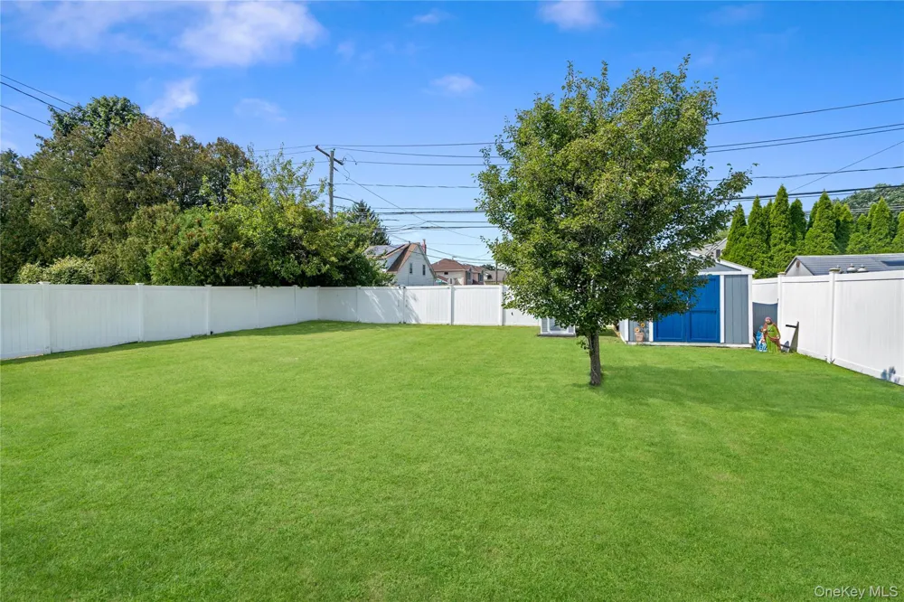 582 Benton Road East Meadow, NY 11554