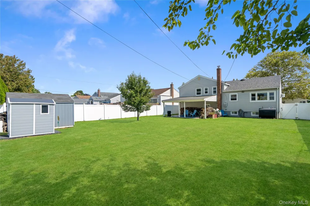 582 Benton Road East Meadow, NY 11554