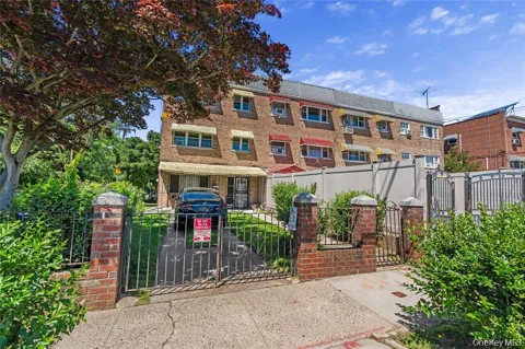401 Olmstead Avenue #3