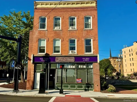39 W Main Street