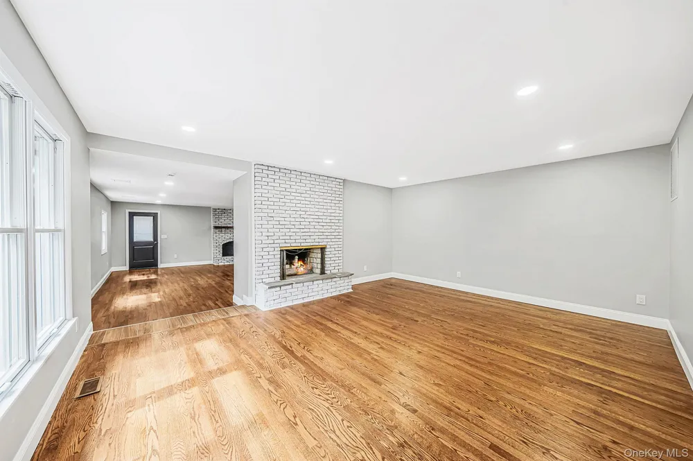 15 Sands Lane Port Jefferson Village, NY 11777