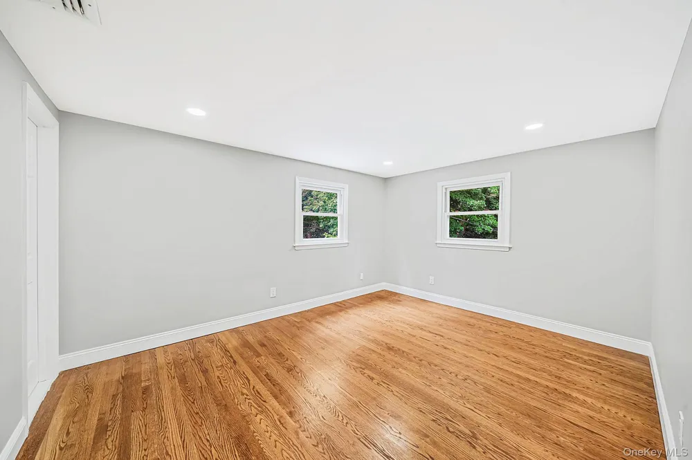 15 Sands Lane Port Jefferson Village, NY 11777