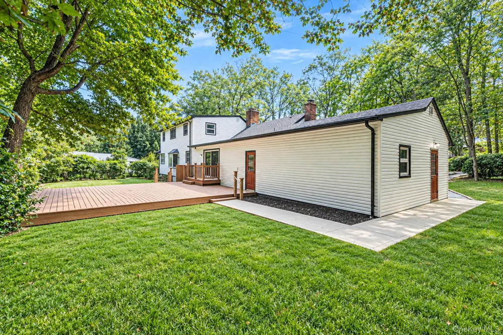 15 Sands Lane Port Jefferson Village, NY 11777
