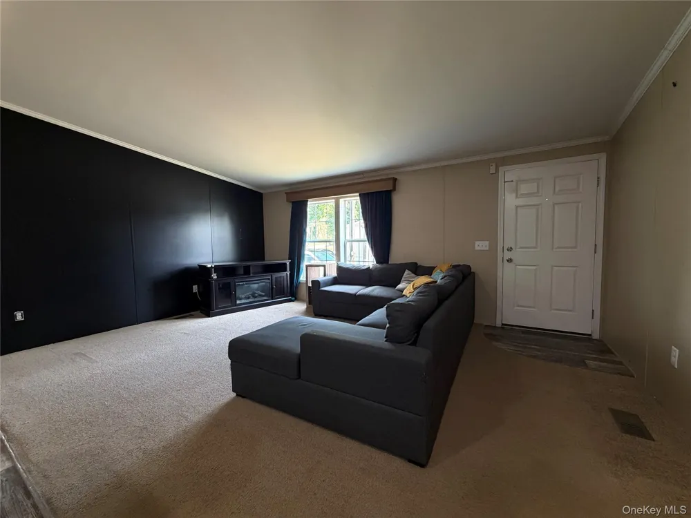 148 Old Ravina Road #C 2 Selkirk, NY 12158