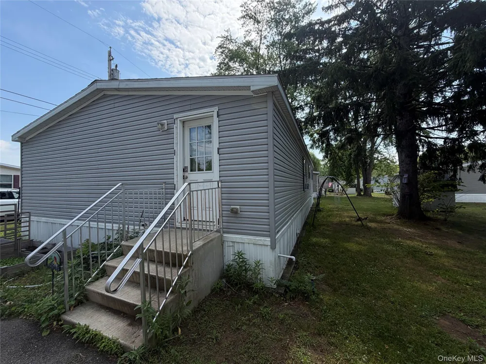 148 Old Ravina Road #C 2 Selkirk, NY 12158