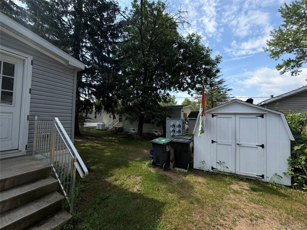 148 Old Ravina Road #C 2 Selkirk, NY 12158