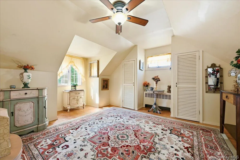 65 Riverside Avenue Massapequa, NY 11758