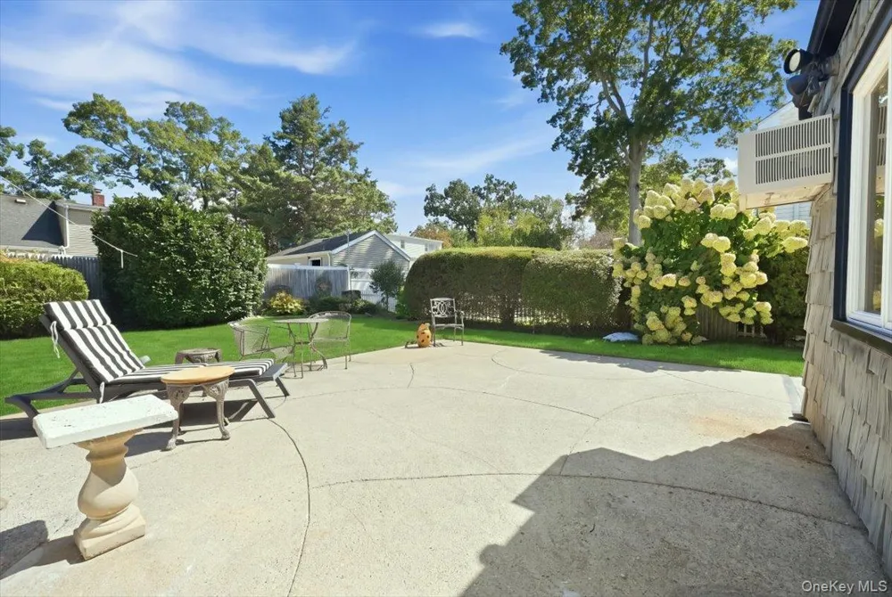 65 Riverside Avenue Massapequa, NY 11758