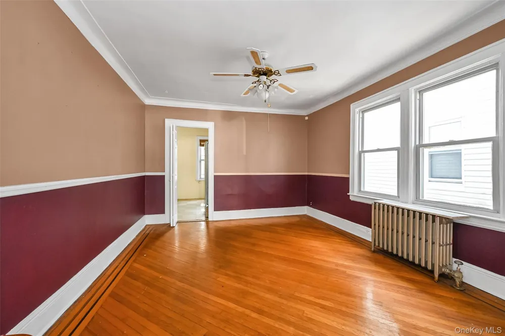 89-18 220th Street Queens Village, NY 11427