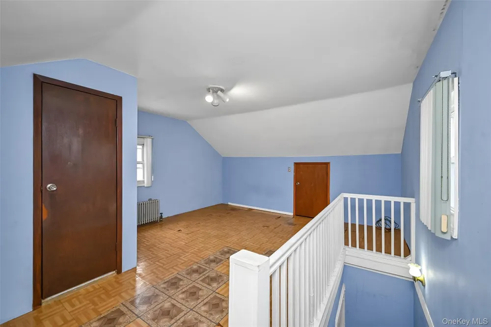 89-18 220th Street Queens Village, NY 11427