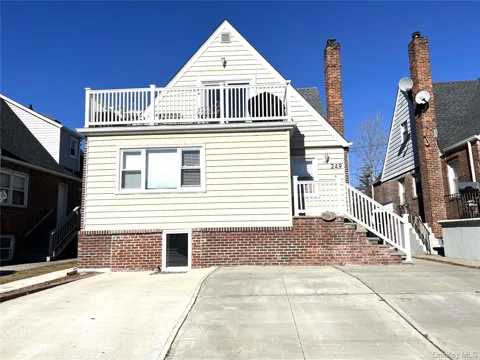 249 E Broadway