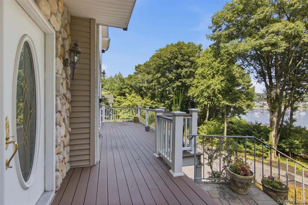 23 Beach Plum Drive Centerport, NY 11721