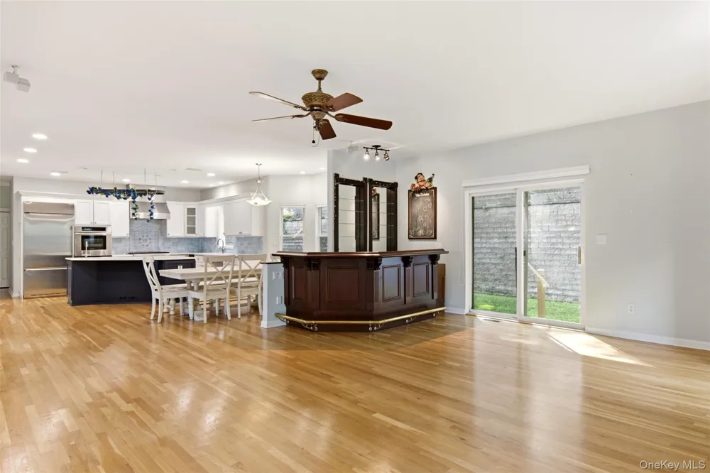 23 Beach Plum Drive Centerport, NY 11721