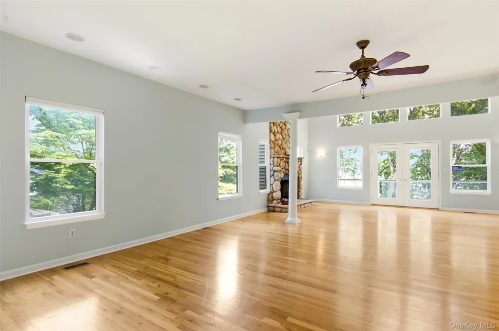 23 Beach Plum Drive Centerport, NY 11721