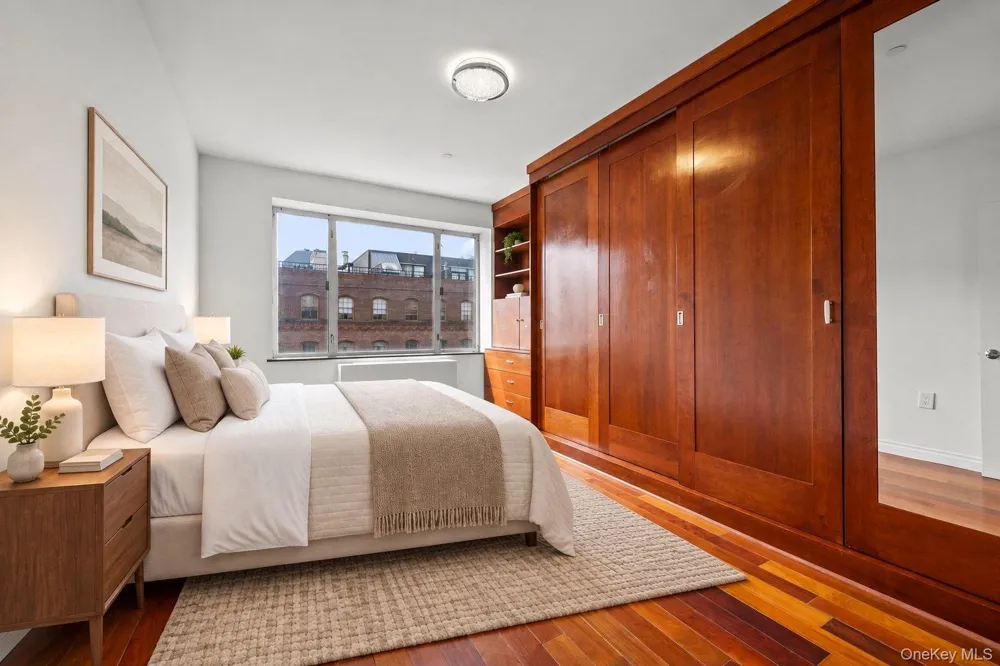 30-85 Vernon Boulevard #6E Astoria, NY 11102