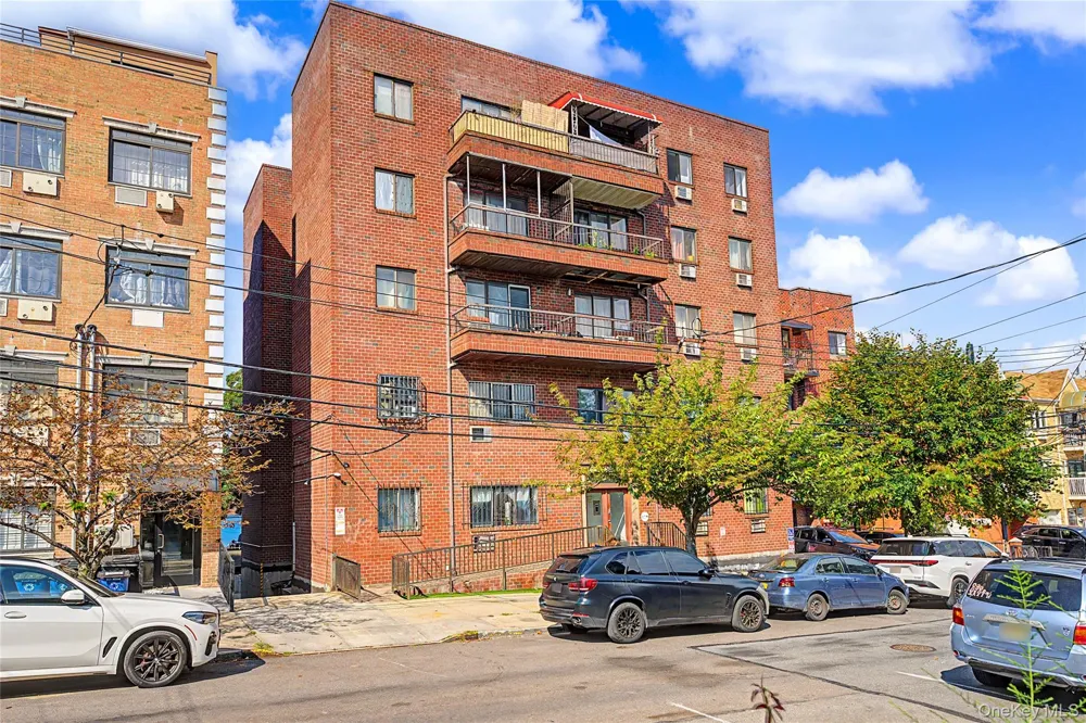 41-58 71st Street #4B Woodside, NY 11377
