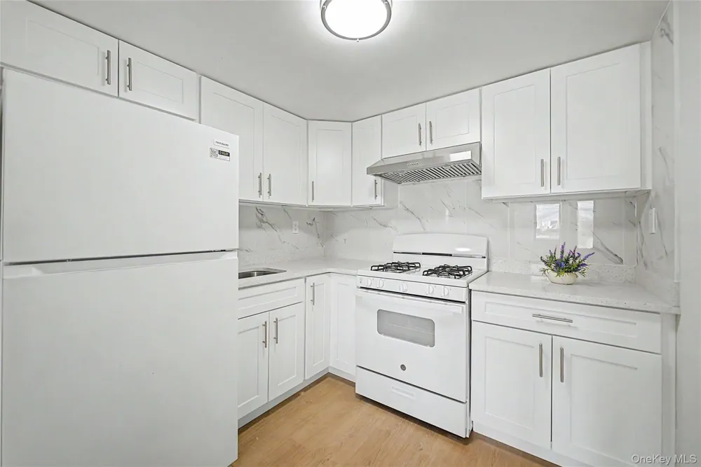41-58 71st Street #4B Woodside, NY 11377