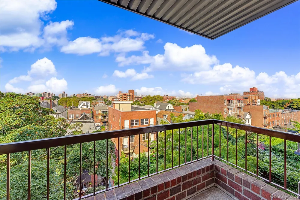 41-58 71st Street #4B Woodside, NY 11377