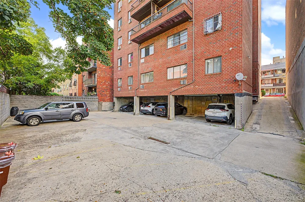 41-58 71st Street #4B Woodside, NY 11377