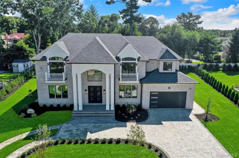 25 Hemlock Lane